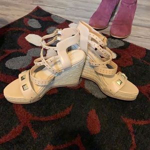 Fergie Nude w/Jute Strappy platform Wedges 8.5